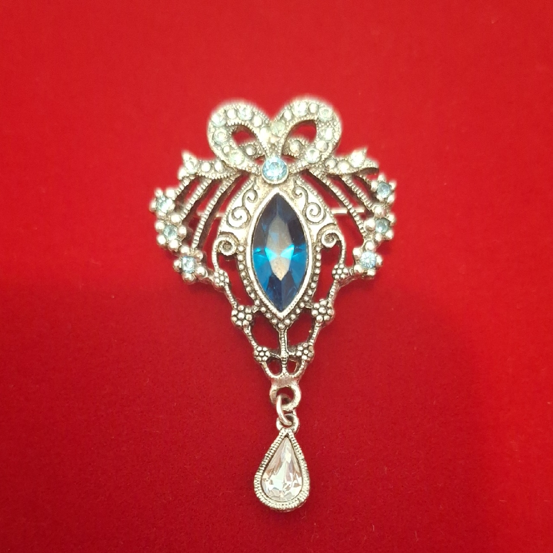 Elegant Silver And Teal Stone Brooch 30$